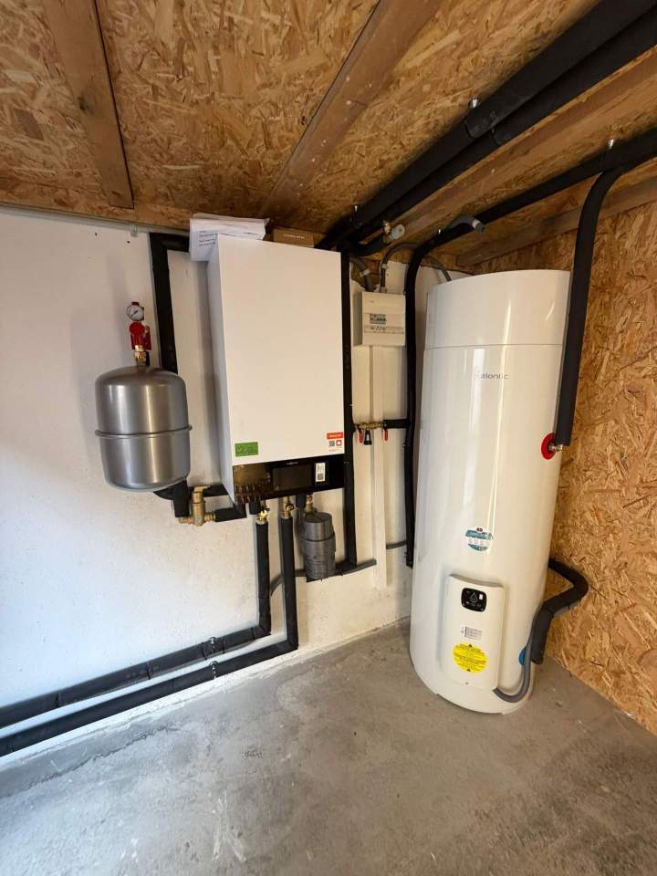 Mise en Place d'une PAC AirEau Viessmann, Colmar, France