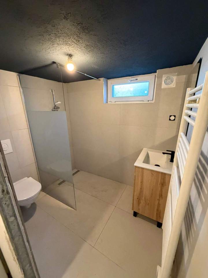 Mise en Place d'une clé en Main   Salle de Bain à Reischetett, France